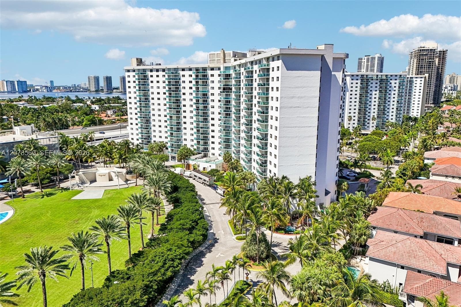 Ocean Reserve · #1120 in Sunny Isles Beach - Photo 17