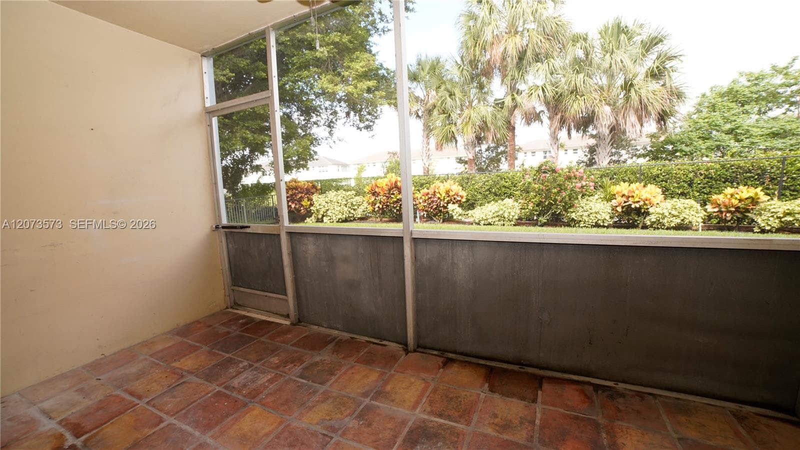 CRYSTAL GREENS CONDO · #101 in Deerfield Beach - Photo 23