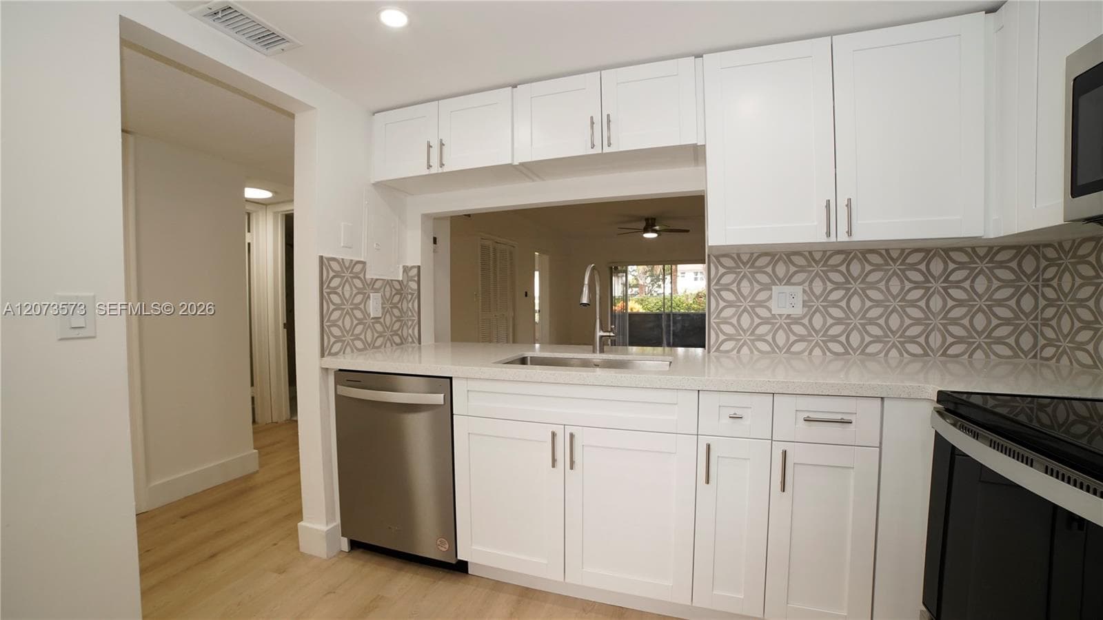 CRYSTAL GREENS CONDO · #101 in Deerfield Beach - Photo 3