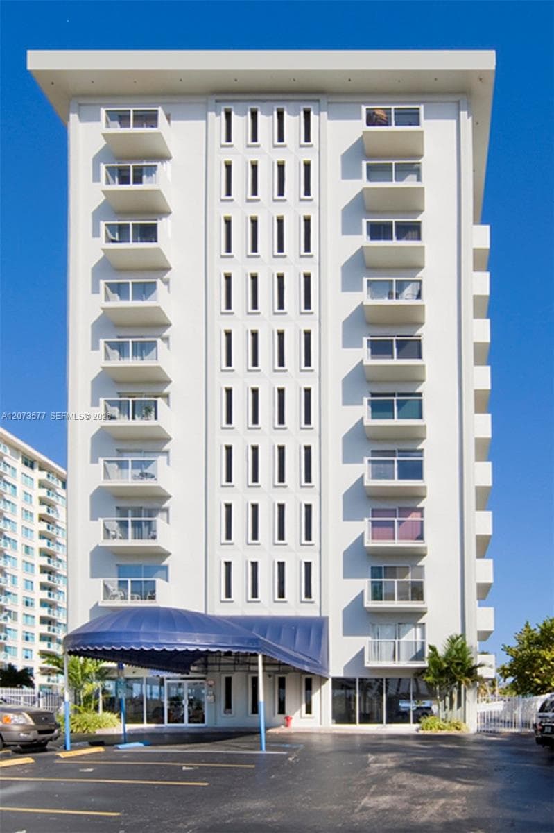 THE AMETHYST CONDO · #404 in Miami Beach - Photo 1