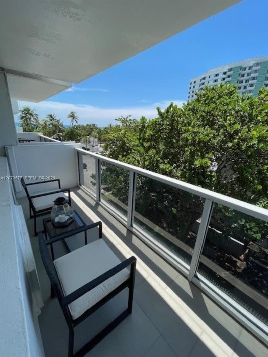 THE AMETHYST CONDO · #404 in Miami Beach - Photo 18