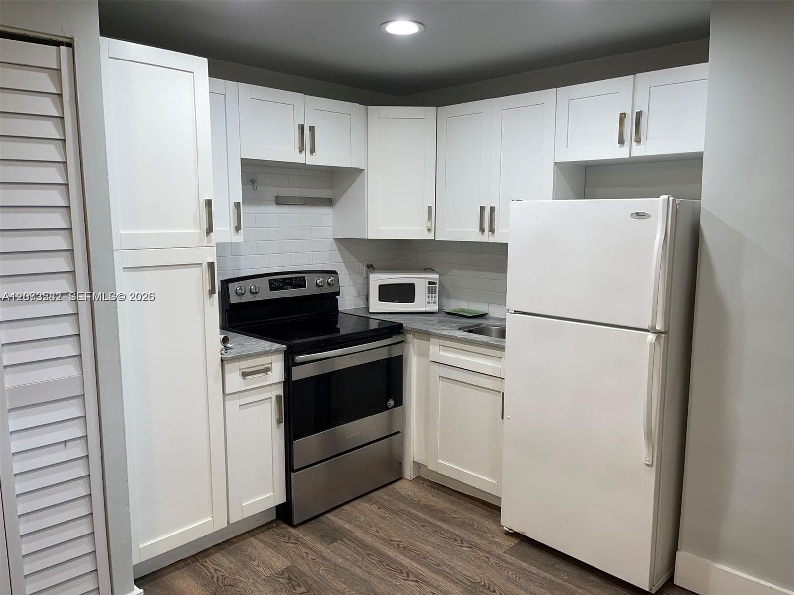 EVERGLADES EAST CONDO · #311 in Miami Beach - Photo 6