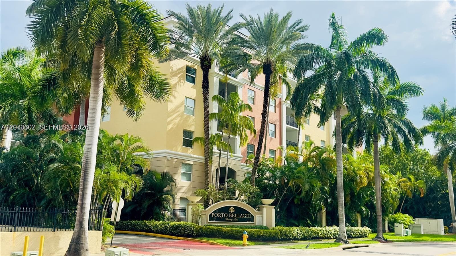 Porto Bellagio · #3311 in Sunny Isles Beach - Photo 35