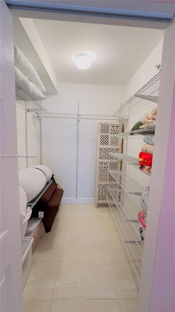 Porto Bellagio · #3311 in Sunny Isles Beach - Photo 25