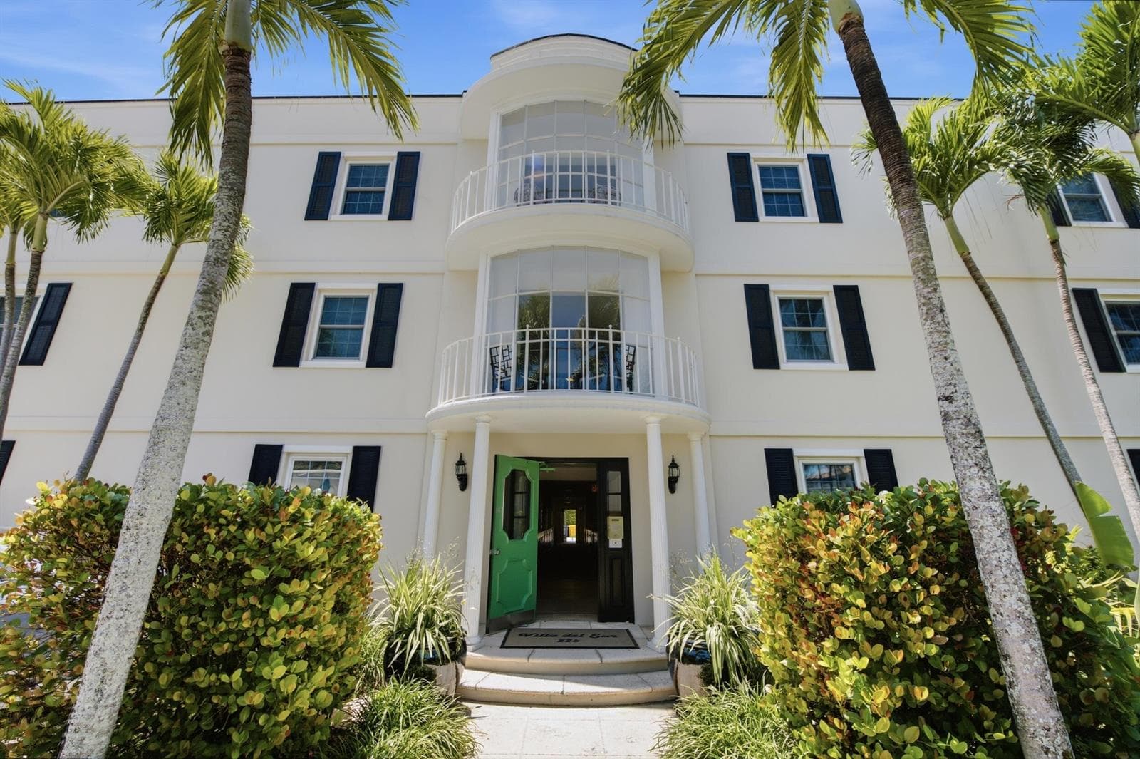 226 Brazilian Avenue #2b