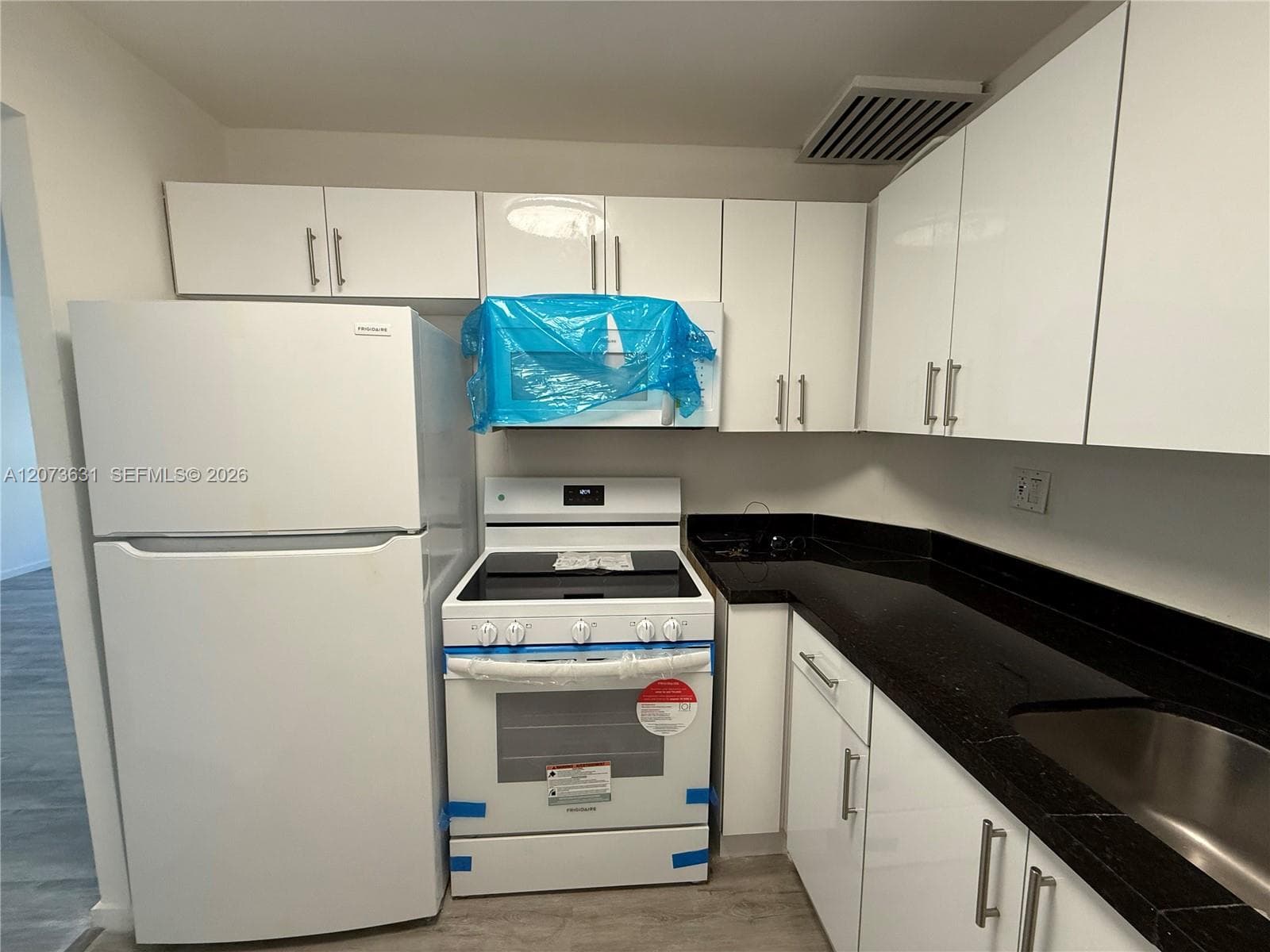 CHELSEA BAYVIEW CONDO · #126 in Hallandale Beach - Photo 5