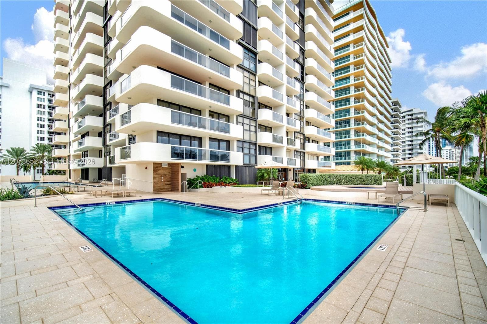 LEXCELLENCE CONDO · #507 in Miami Beach - Photo 27