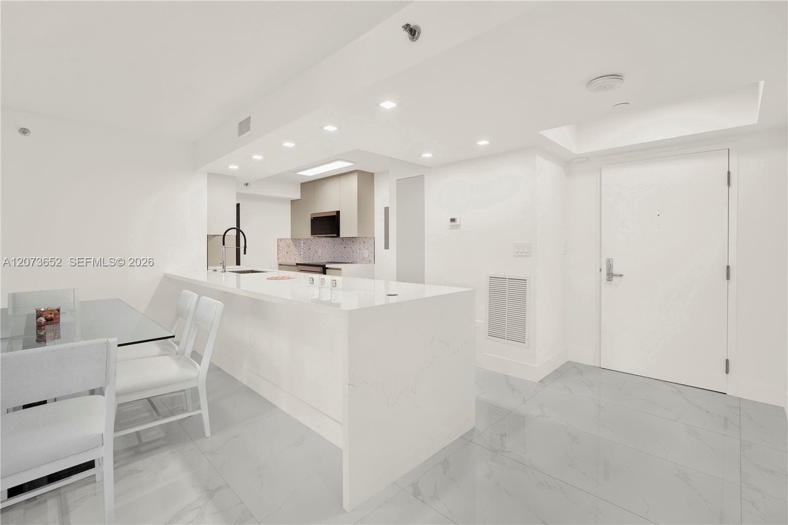 LEXCELLENCE CONDO · #507 in Miami Beach - Photo 5