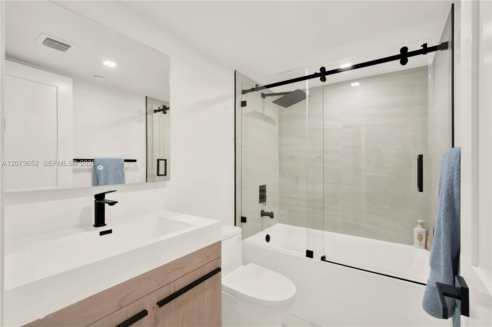 LEXCELLENCE CONDO · #507 in Miami Beach - Photo 20