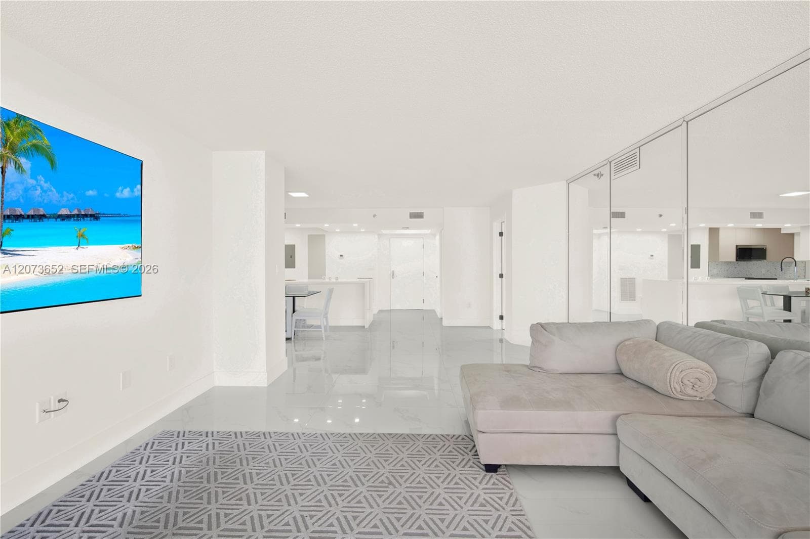 LEXCELLENCE CONDO · #507 in Miami Beach - Photo 4