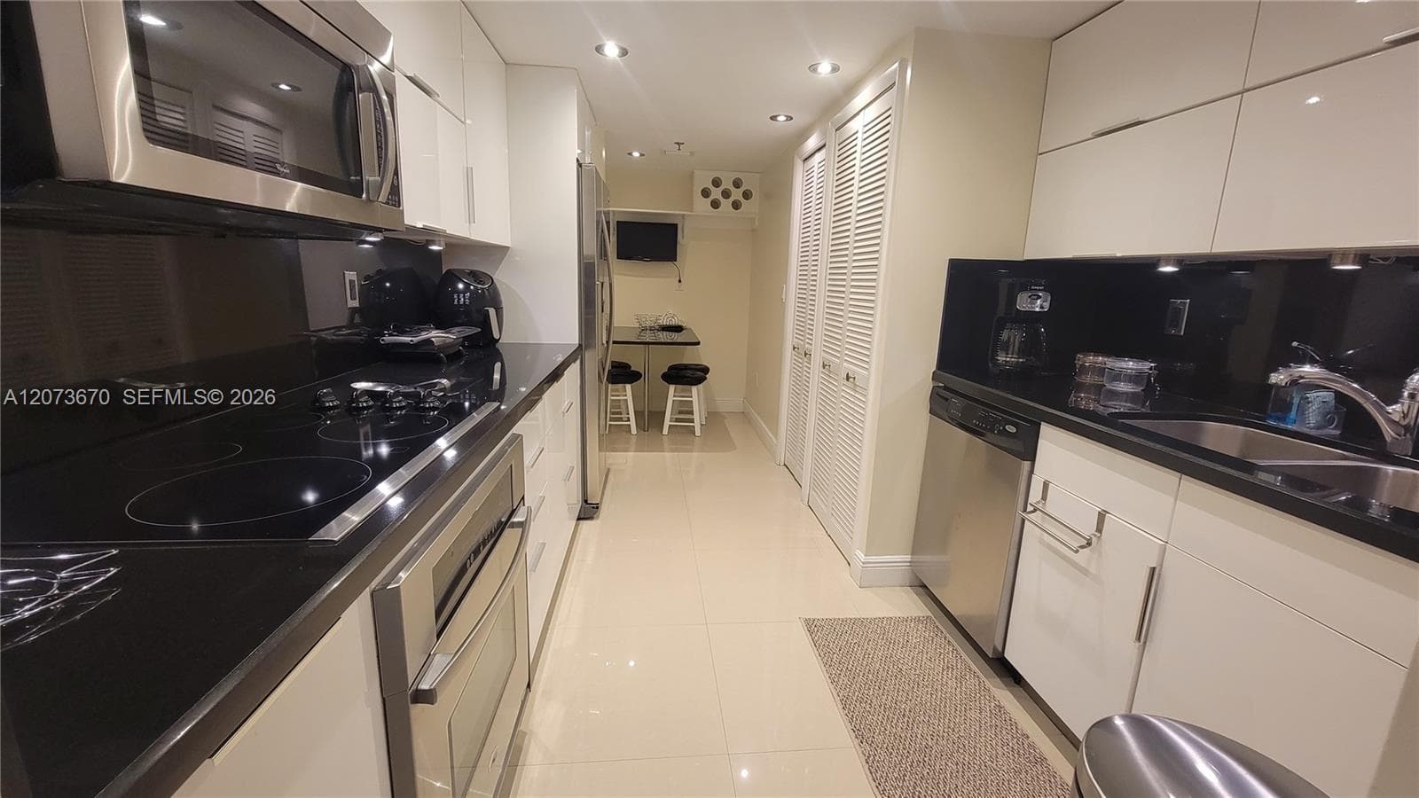 PORTUGAL TOWERS CONDO · #9-1 in Miami Beach - Photo 6