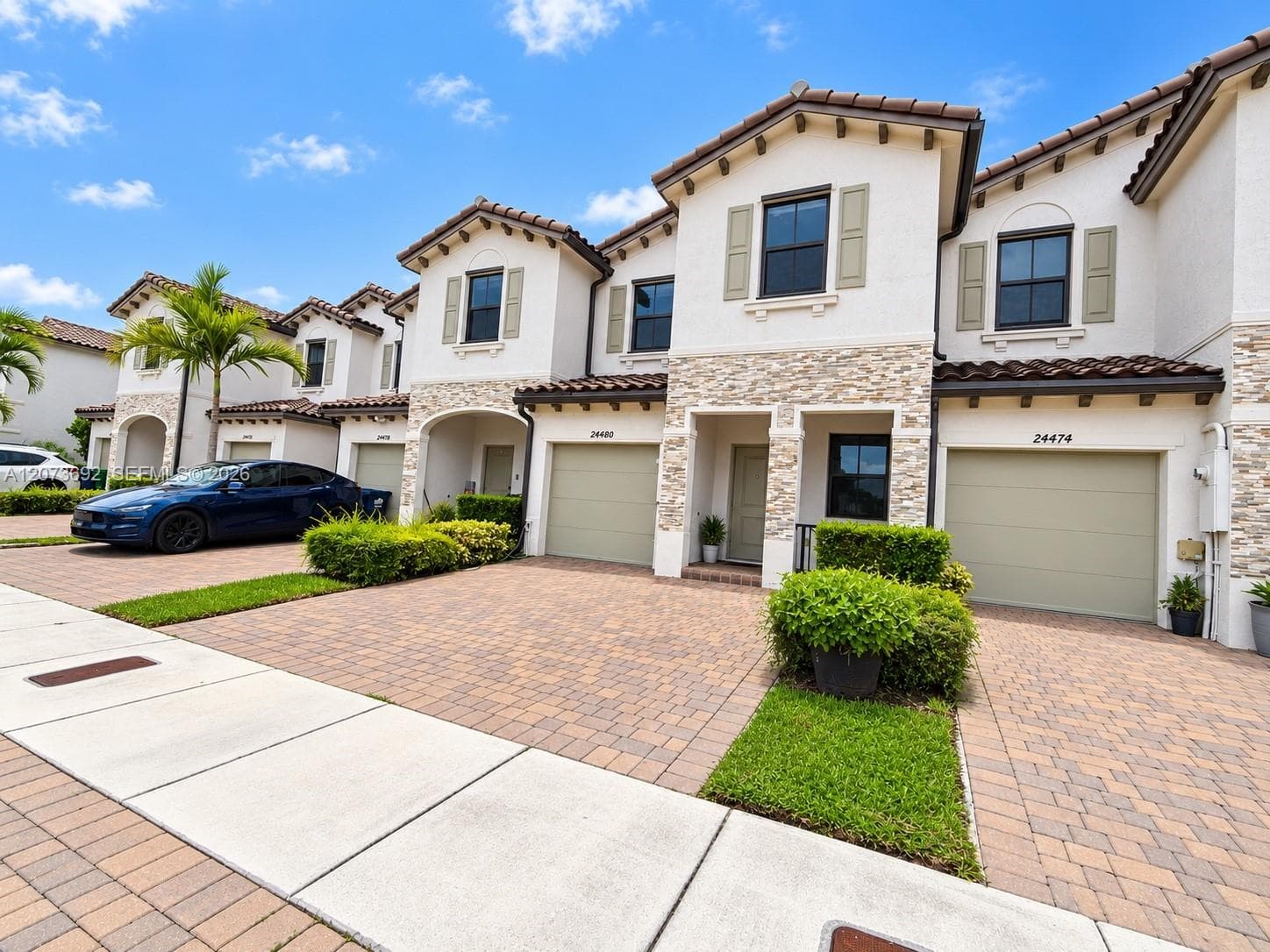 24480 SW 119th Pl #24480 photo 2