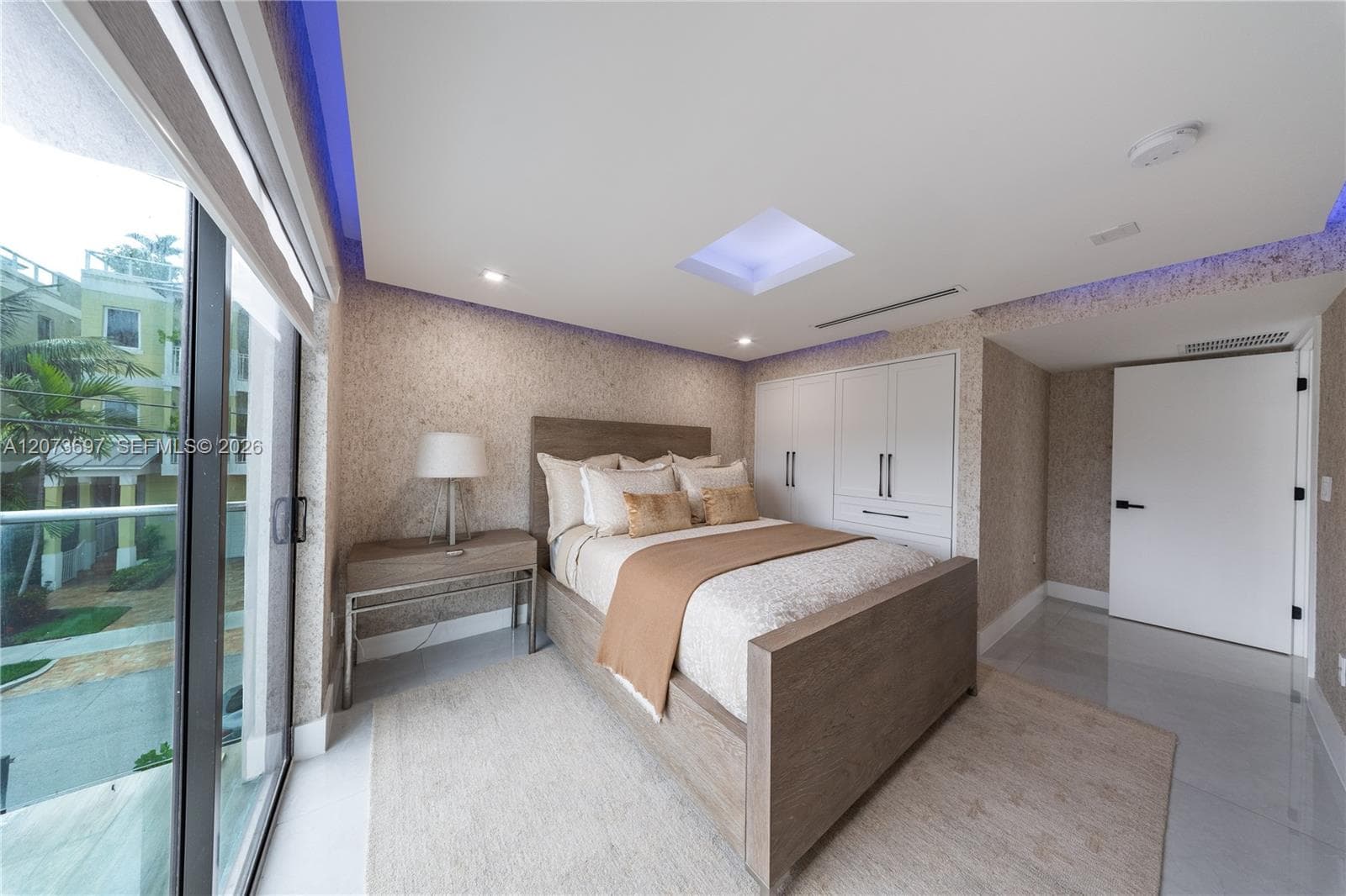 5601 N Ocean Dr photo 32