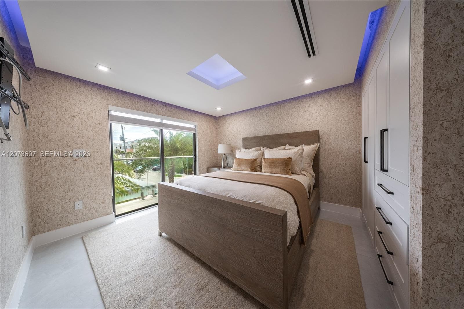 5601 N Ocean Dr photo 30