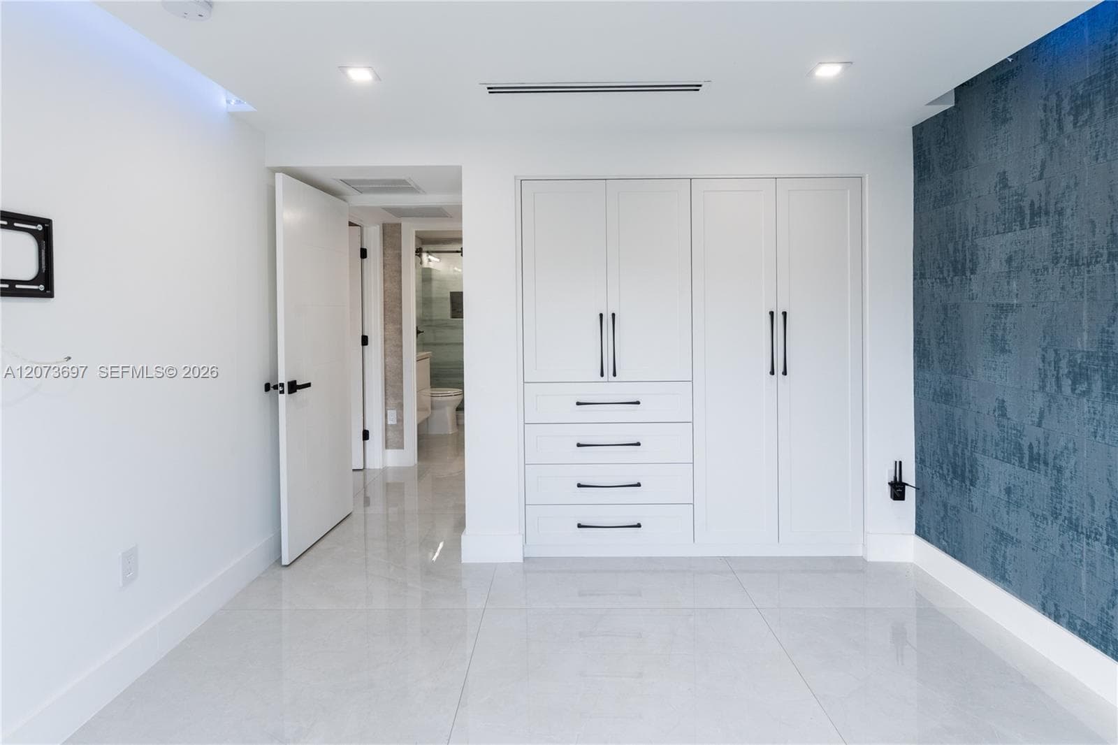 5601 N Ocean Dr photo 34