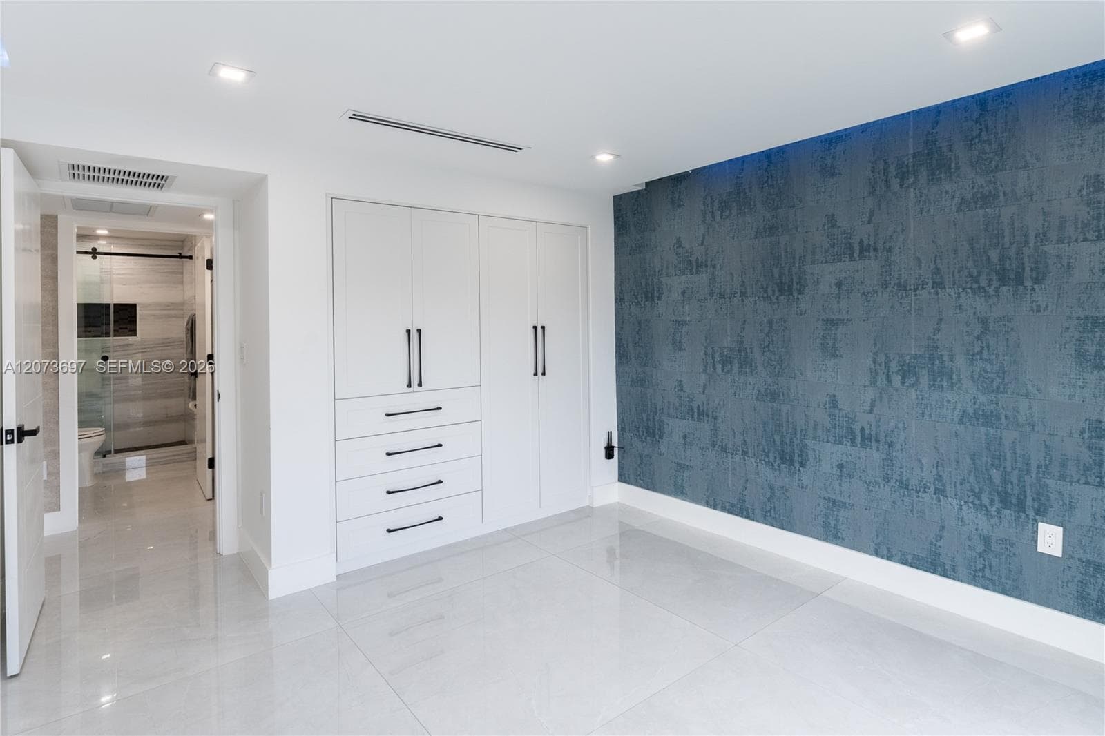 5601 N Ocean Dr photo 33