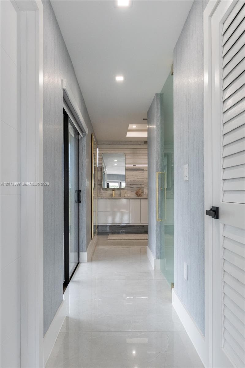 5601 N Ocean Dr photo 54