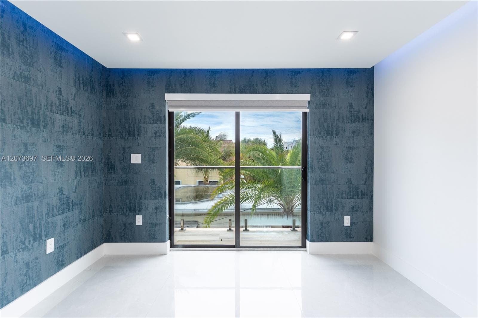 5601 N Ocean Dr photo 35