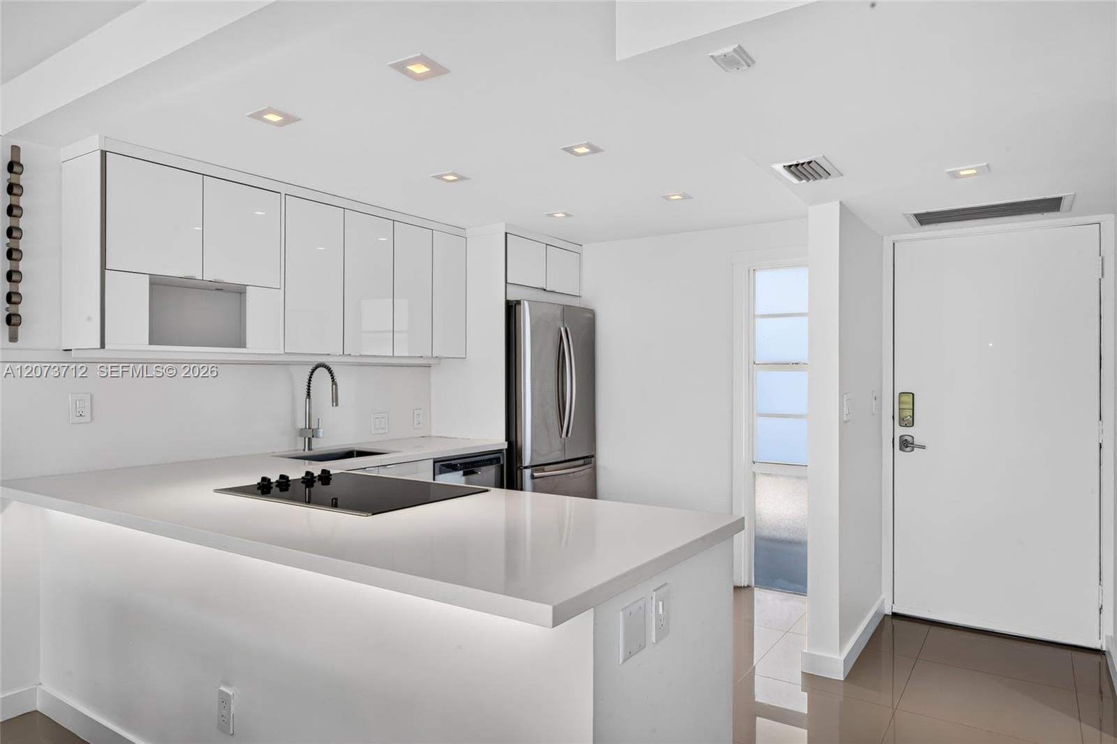 BRAVURA I CONDO · #310 in Aventura - Photo 2