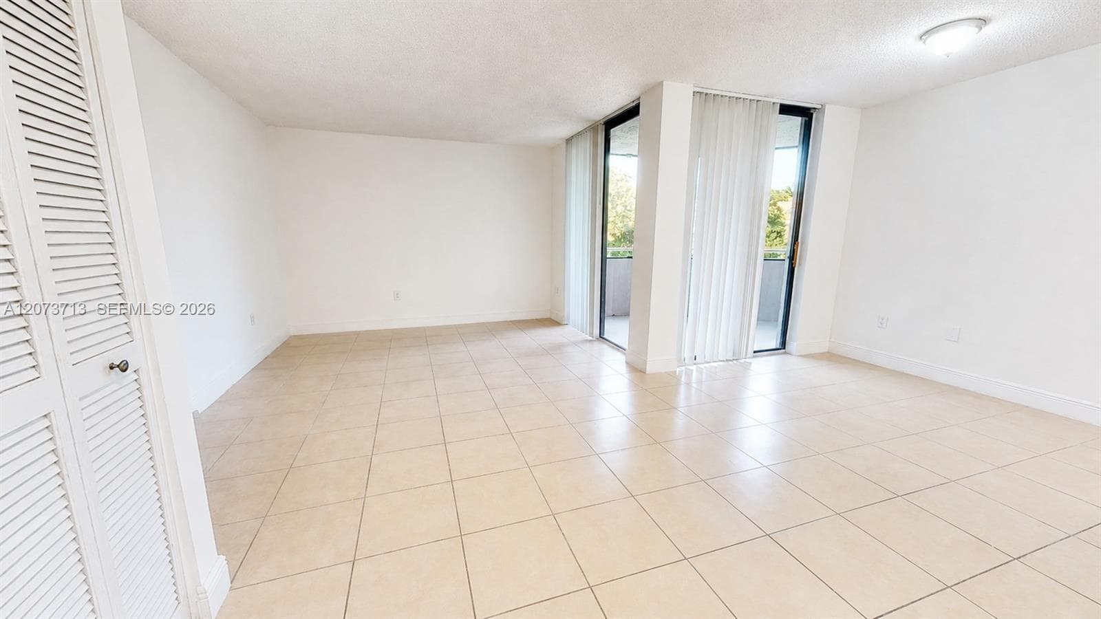 VERABELLA FALLS CONDO · #G-205 in Miami - Photo 3