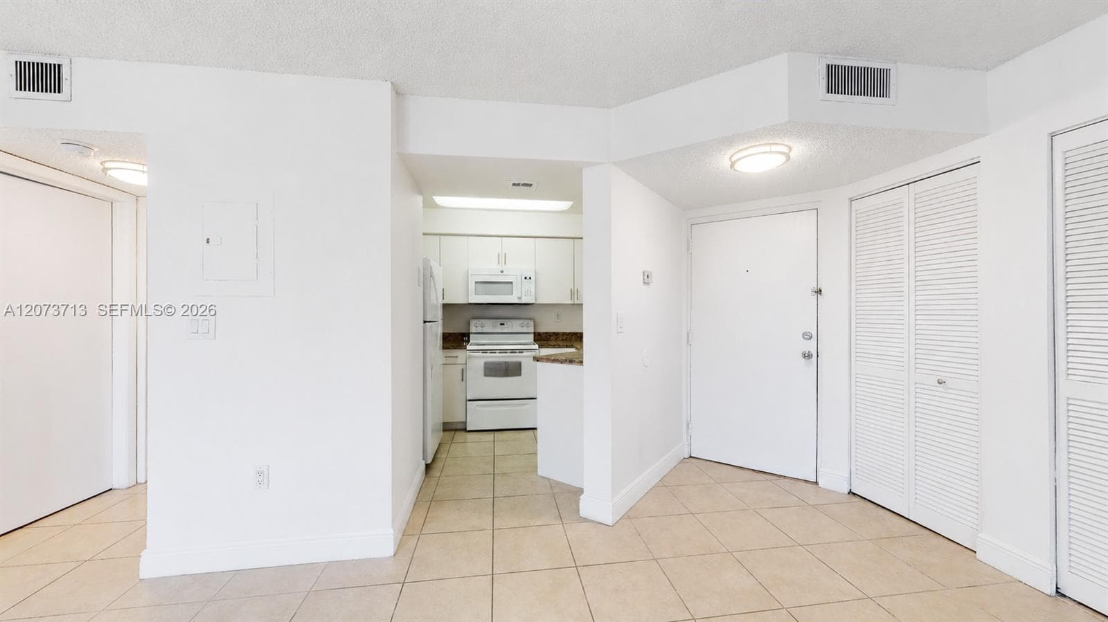 VERABELLA FALLS CONDO · #G-205 in Miami - Photo 5