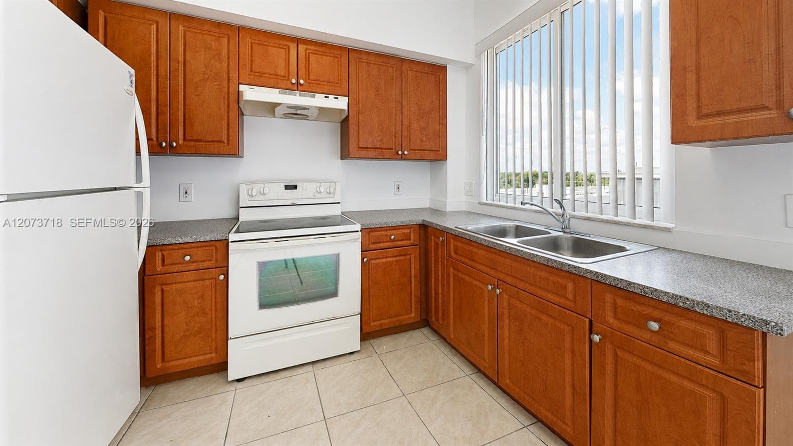 LEJEUNE PLACE CONDO · #501 in Miami - Photo 7