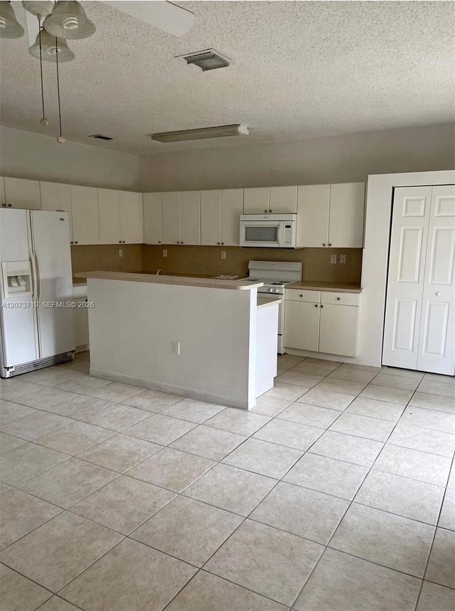 2357 SE 23rd Dr #2357 photo 3