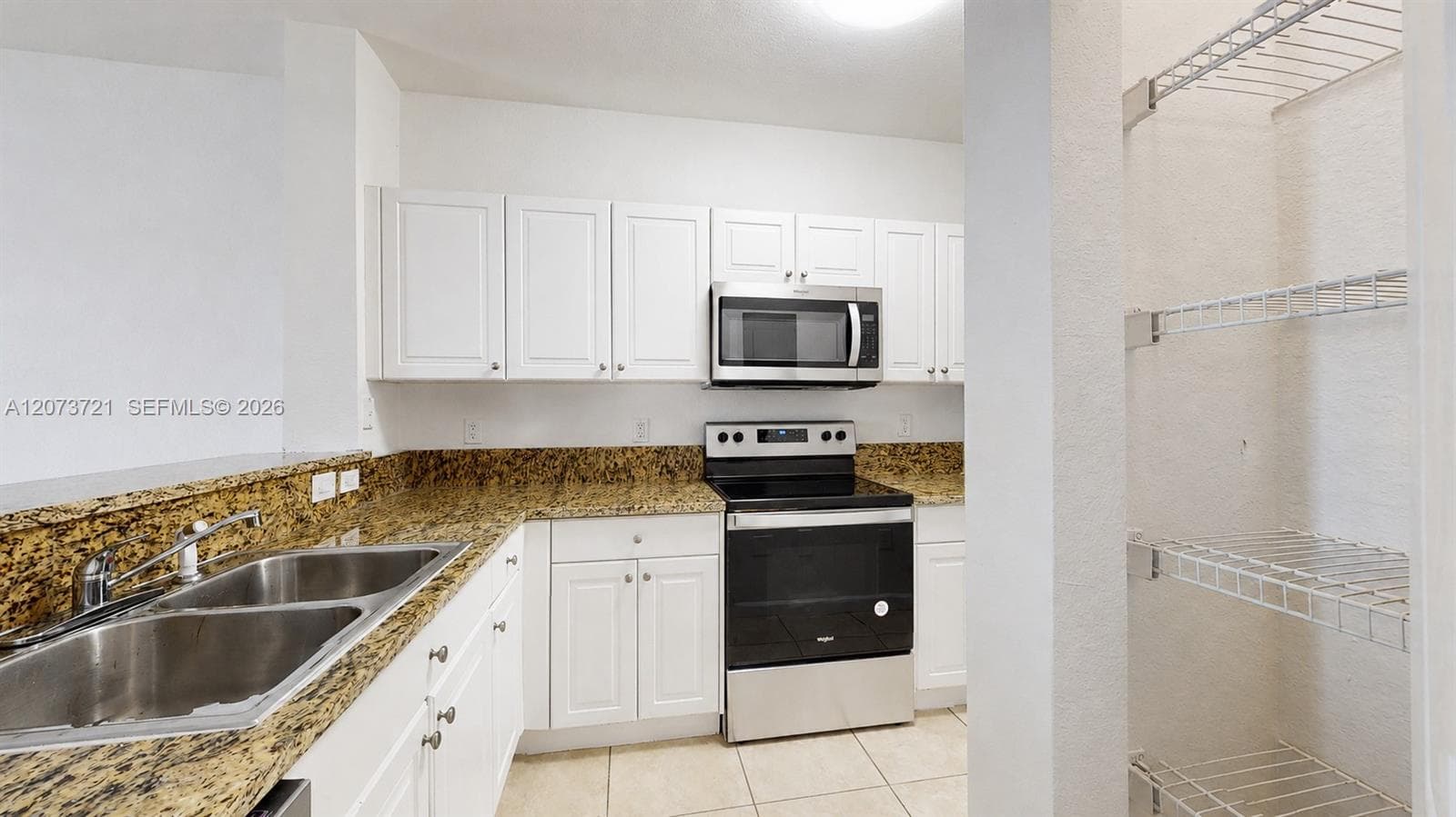 2929 SE 2nd St #7 photo 2