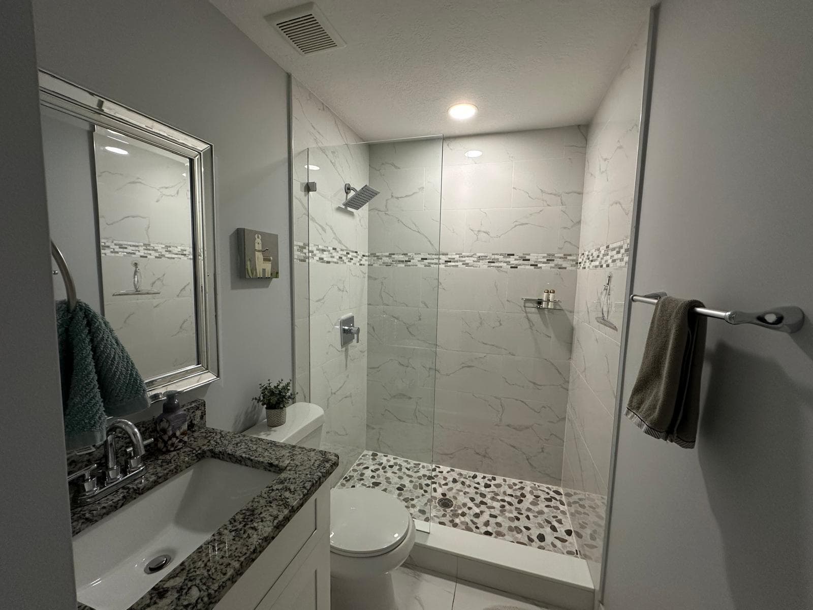 155 cypress 2nd bath