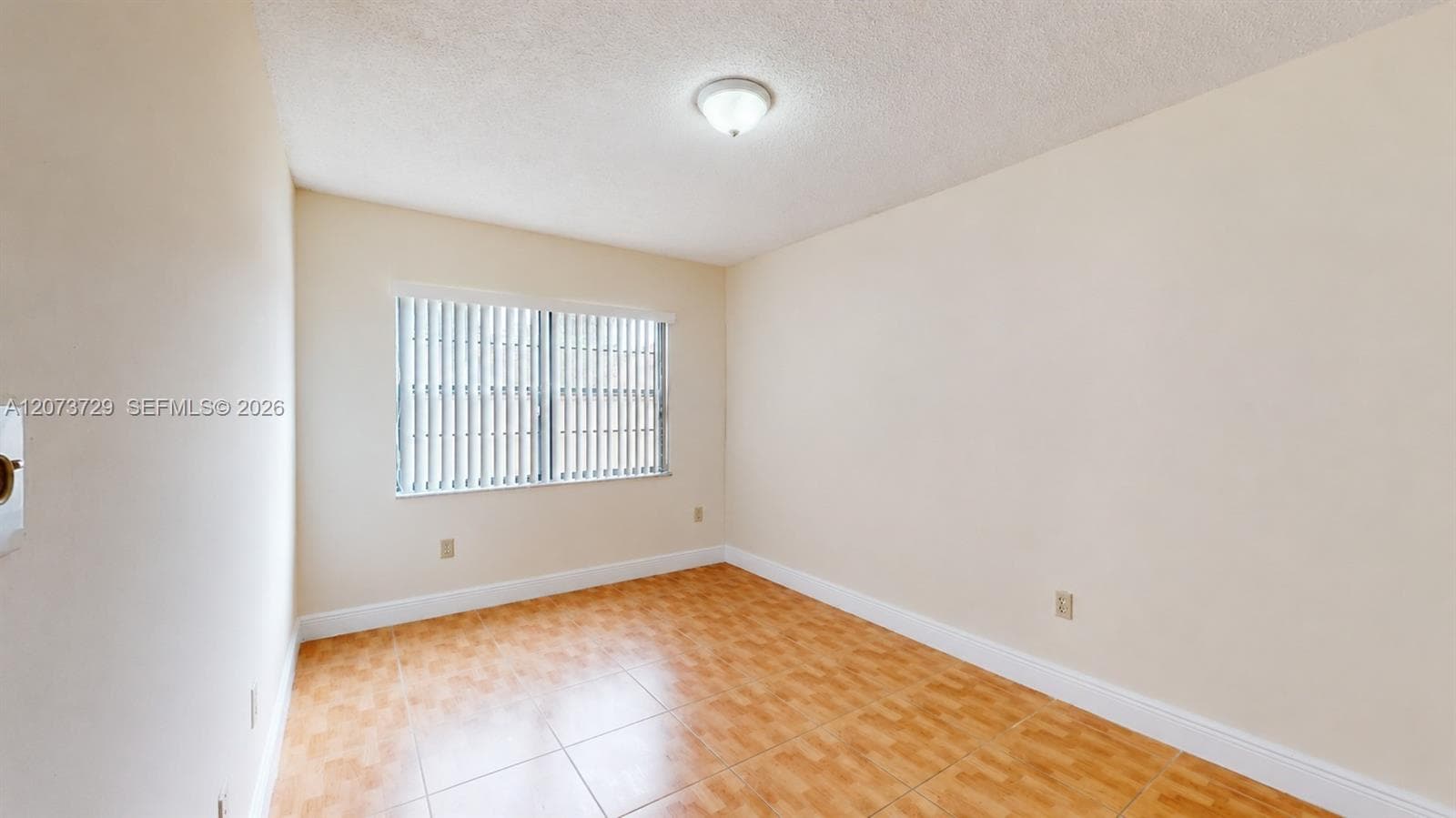 MOORS POINTE CONDO · #3-4 in Hialeah - Photo 4