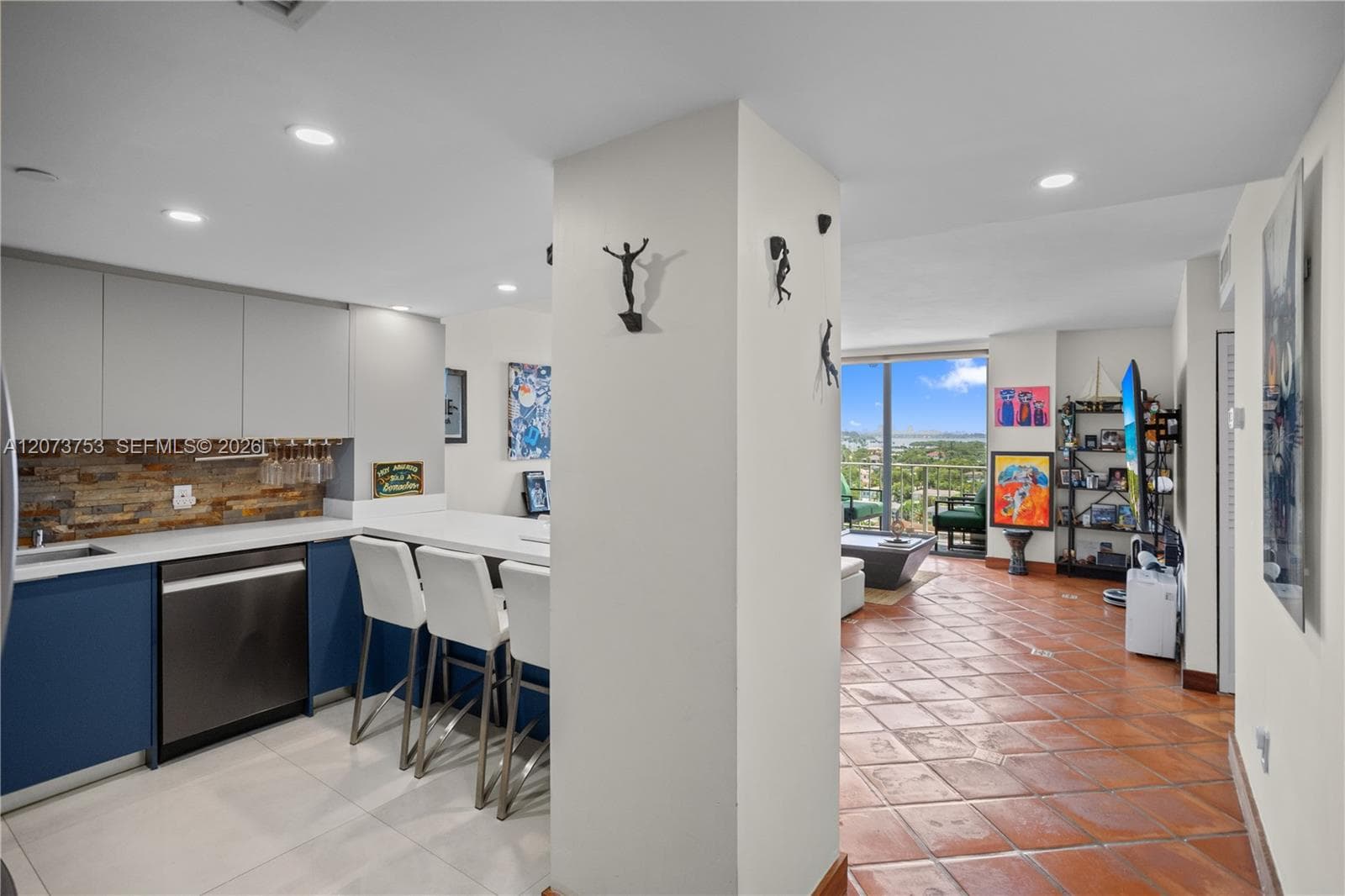 VECINO DEL MAR CONDO · #1204 in North Miami - Photo 2