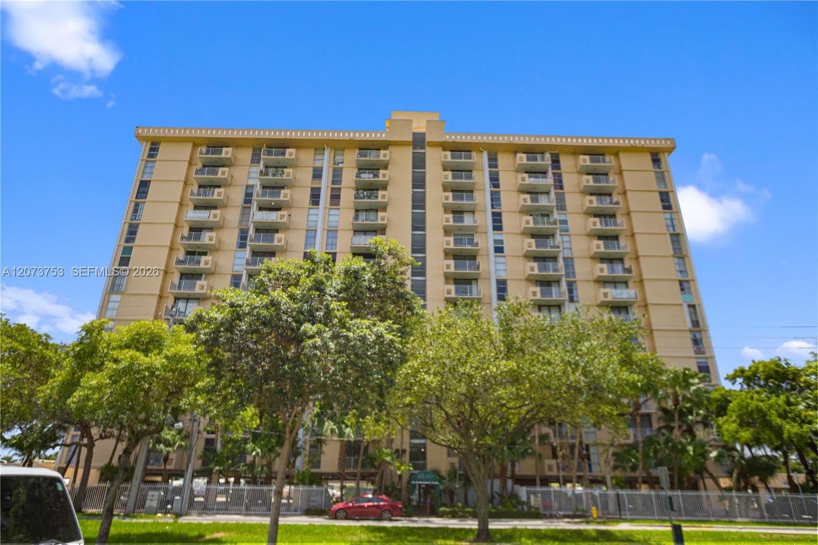 VECINO DEL MAR CONDO · #1204 in North Miami - Photo 40