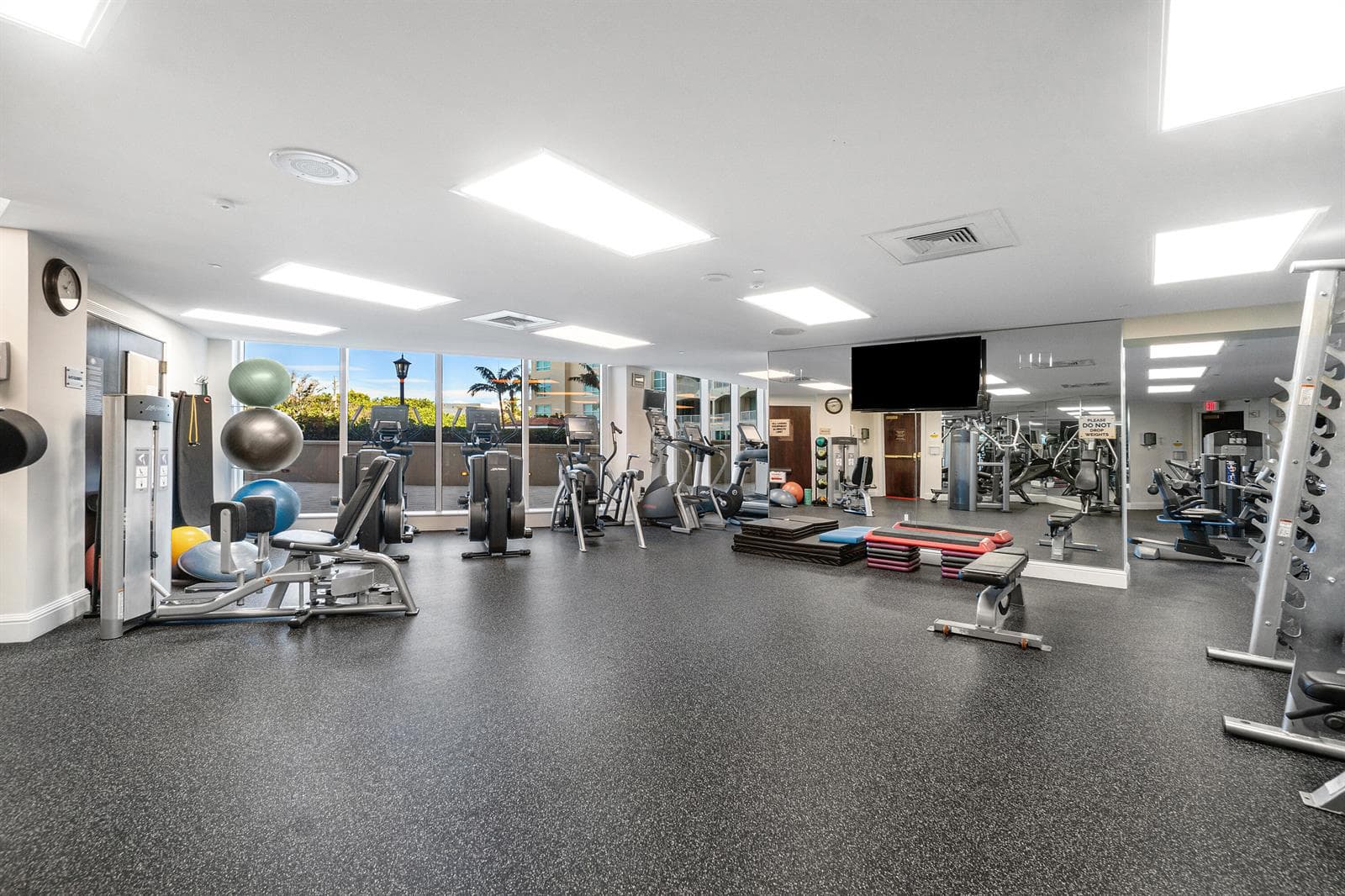 GYM