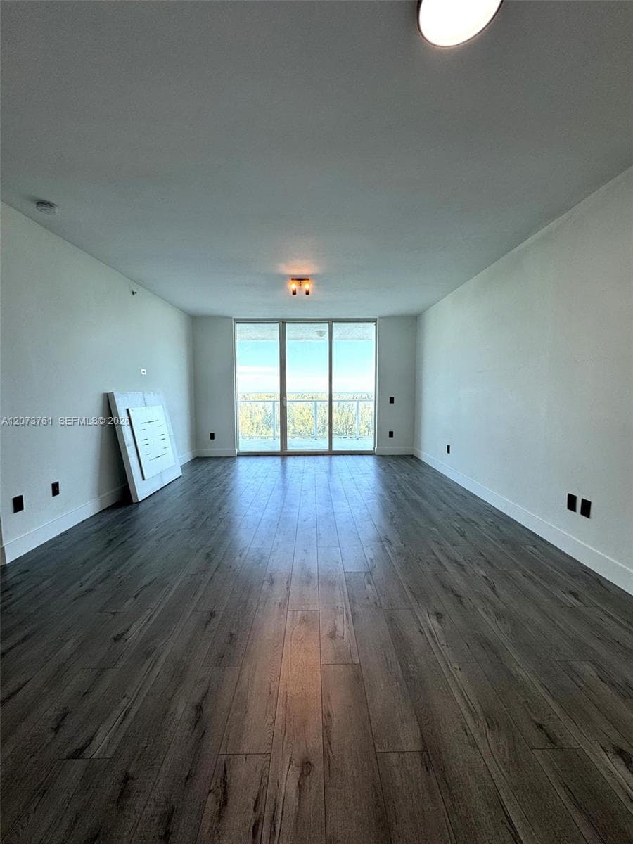 THE OAKS I CONDO · #1403 in North Miami - Photo 10