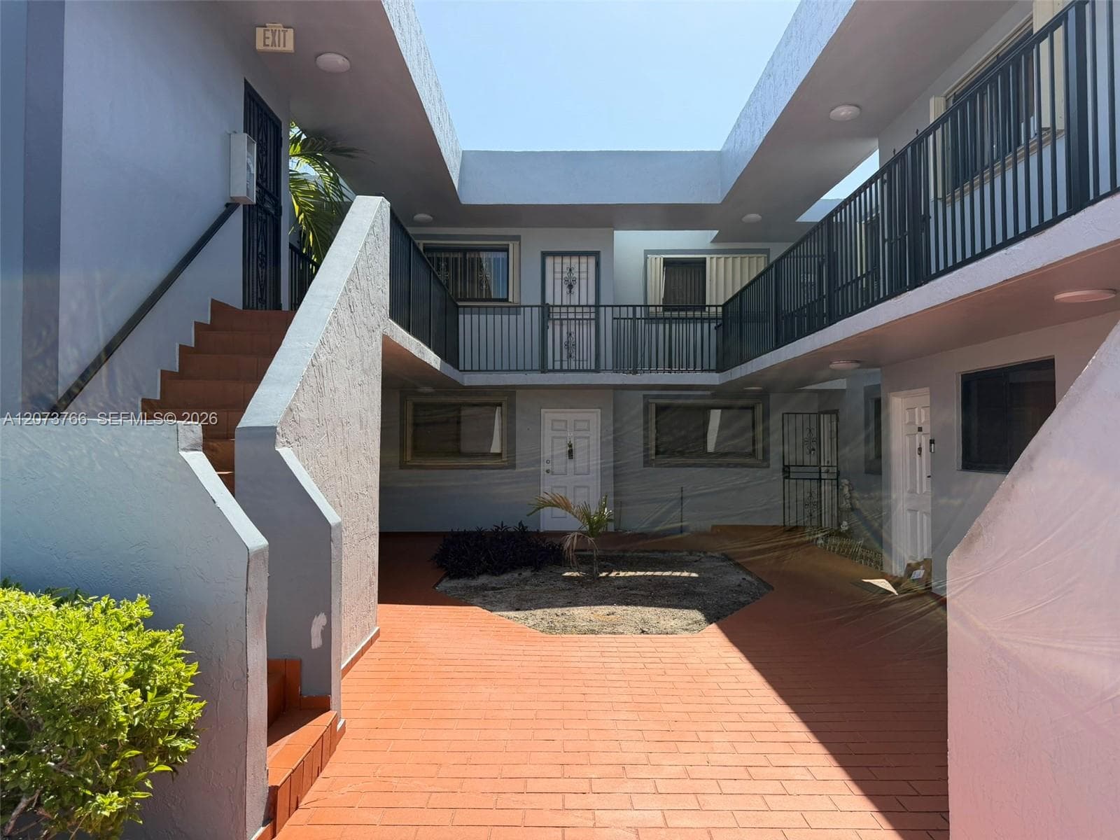 VILLAS DEL SOL CONDO · #103 in Hialeah - Photo 28