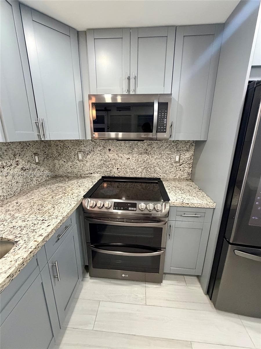 EDEN POINT NORTH CONDO · #207 in North Miami Beach - Photo 3