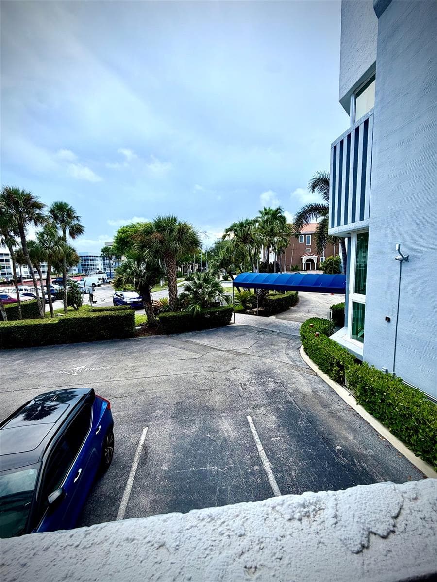EDEN POINT NORTH CONDO · #207 in North Miami Beach - Photo 29