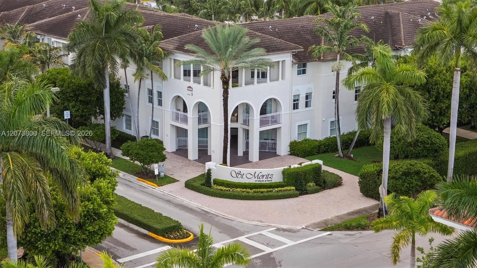 ST MORITZ AT DORAL · #101 in Doral - Photo 40
