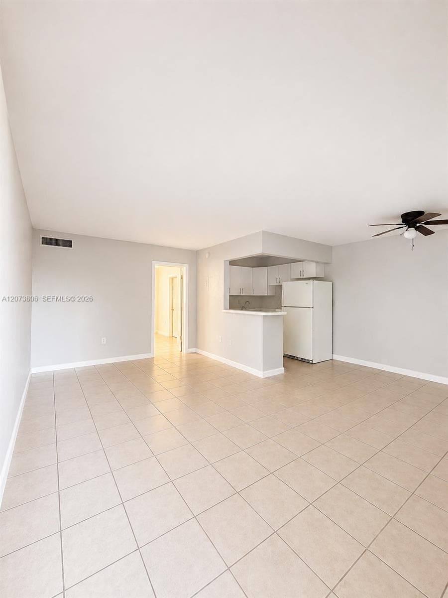 THE KENSINGTON CONDO · #214C in Hialeah - Photo 2