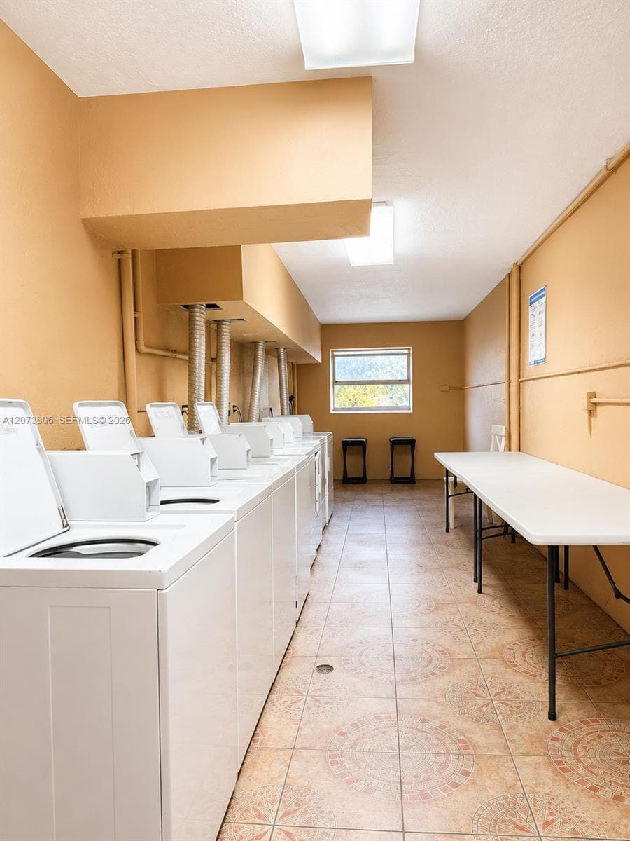 THE KENSINGTON CONDO · #214C in Hialeah - Photo 9