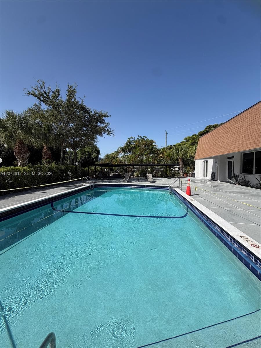 WOODSIDE APTS CONDO · #B214 in North Miami Beach - Photo 22