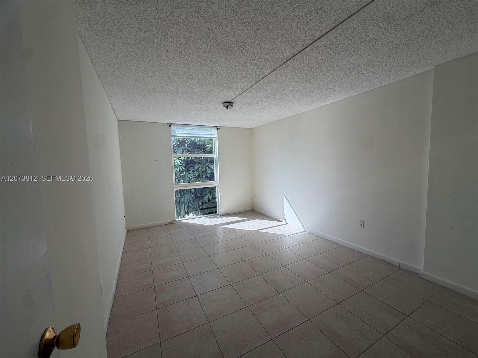 WOODSIDE APTS CONDO · #B214 in North Miami Beach - Photo 7