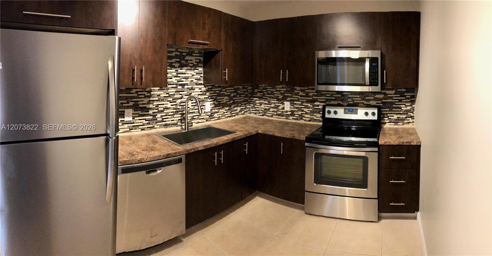 WILSHIRE CONDO · #703E in Miami - Photo 2
