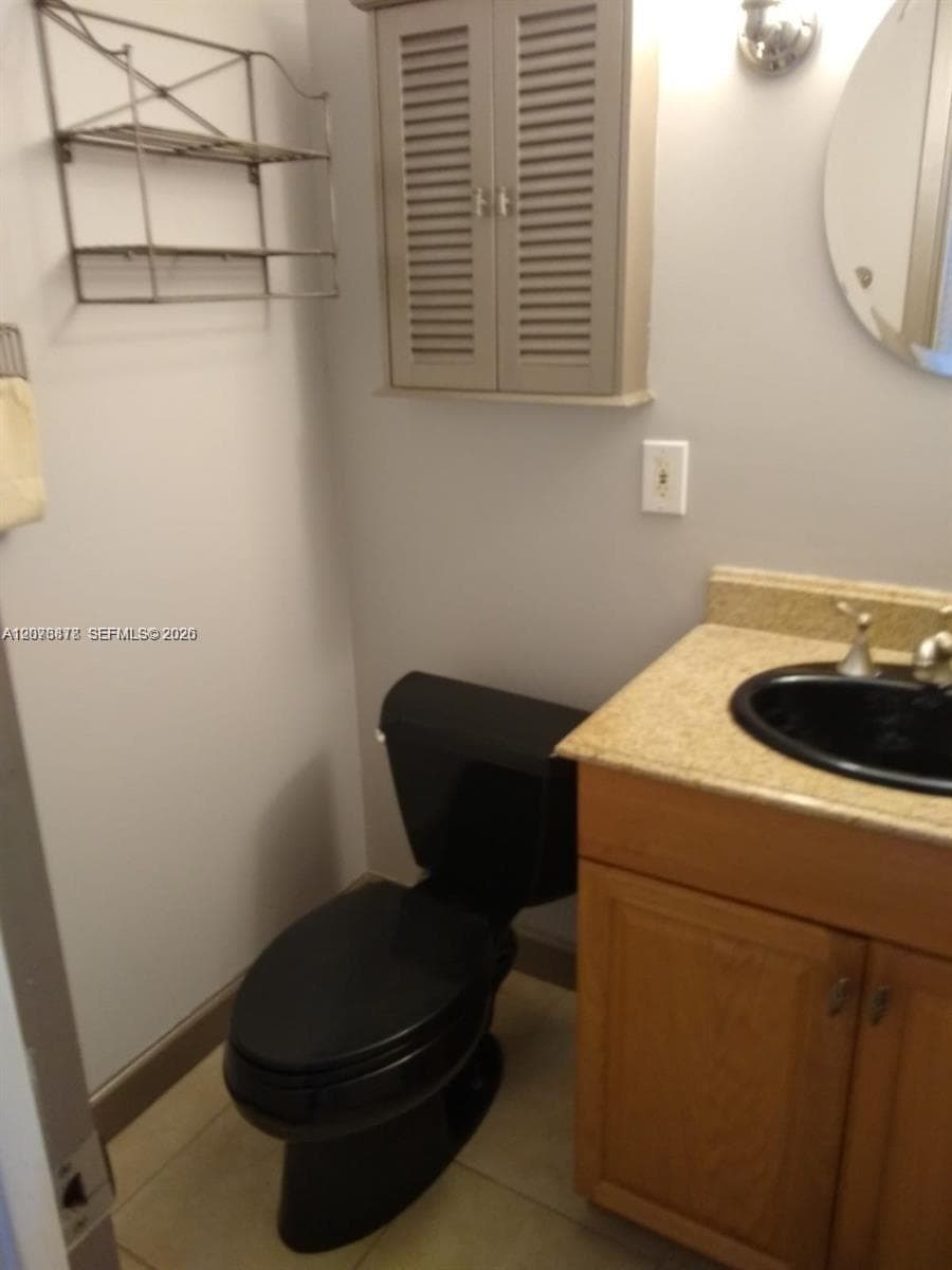OCEAN VIEW TOWERS CONDO · #211 in Hallandale Beach - Photo 12