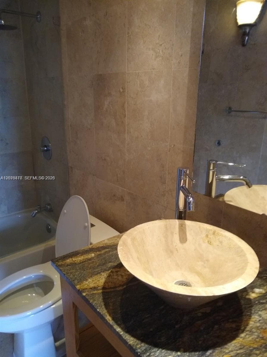 OCEAN VIEW TOWERS CONDO · #211 in Hallandale Beach - Photo 11