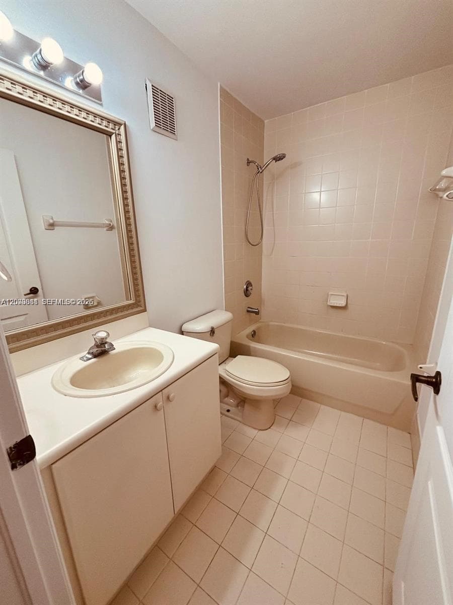 SHOMA HOMES AT COUNTRY CL · #201-13 in Hialeah - Photo 12