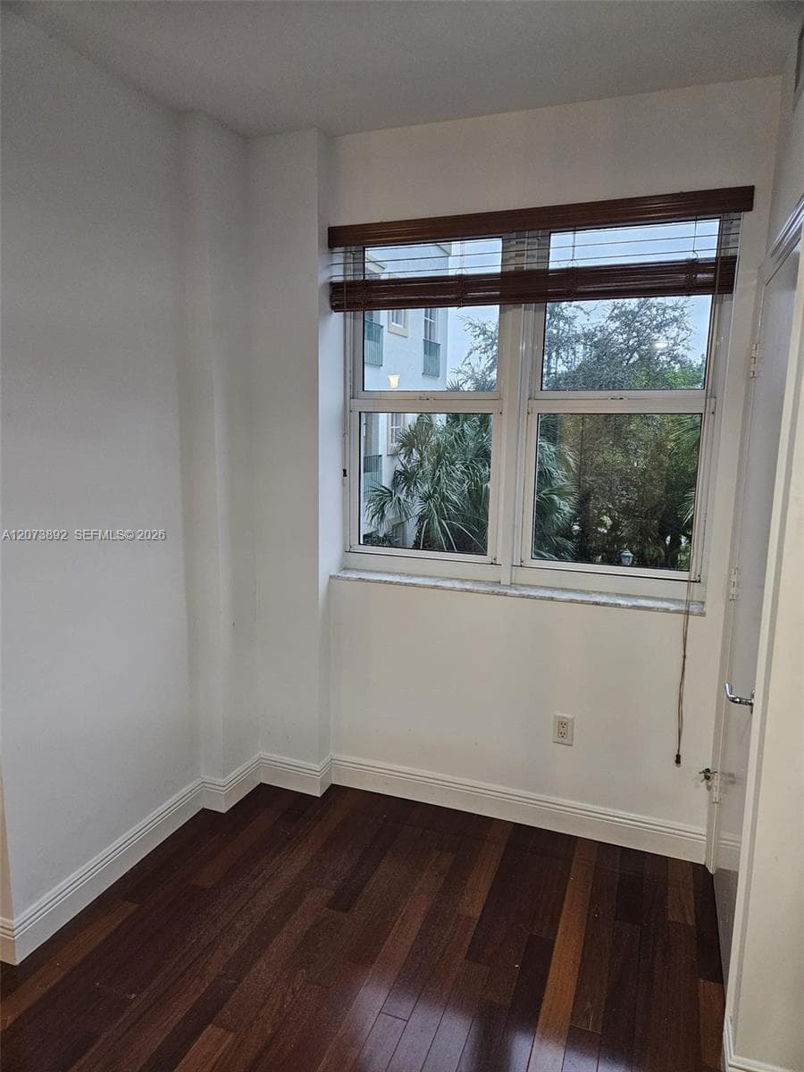 TURNBERRY VLG NO TOWER CO · #302 in Aventura - Photo 24