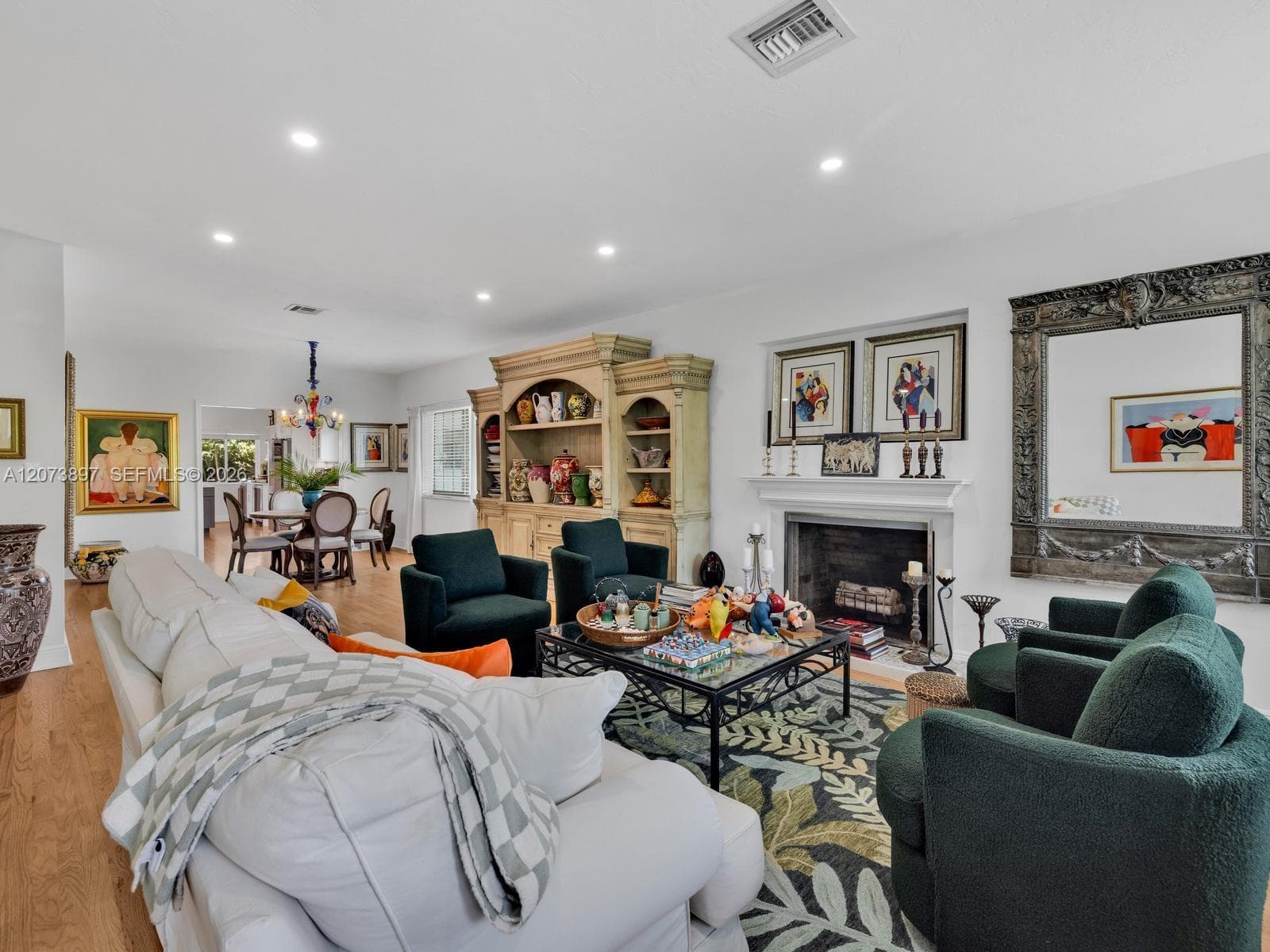 Formal Living with Breakfast Area