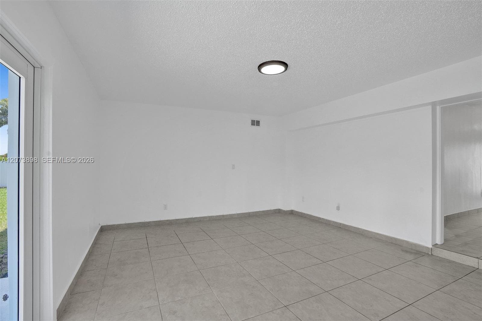12701 SW 80th St photo 29