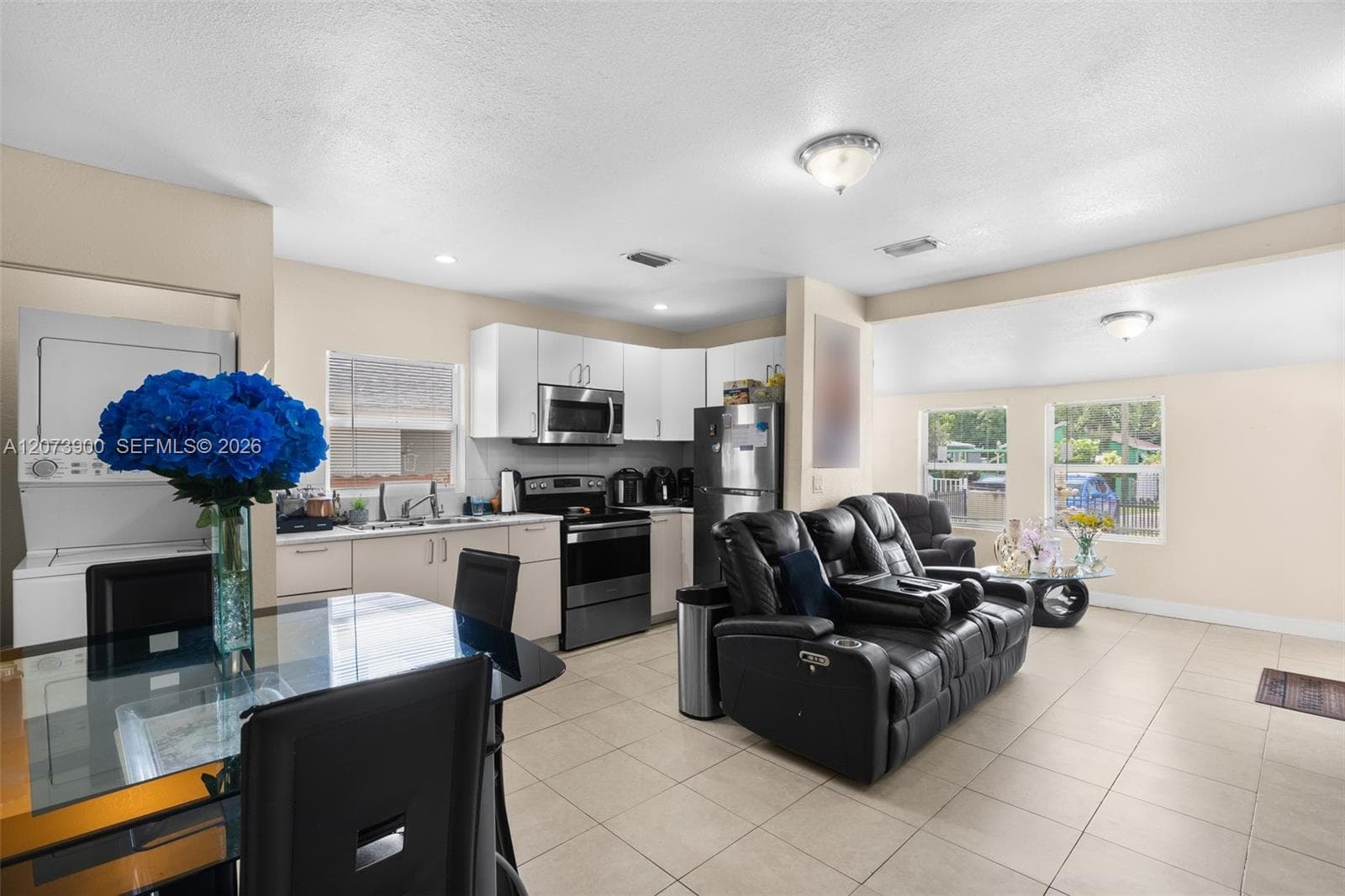 3073 NW 59th St photo 4